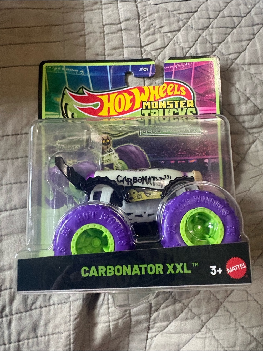 Monster Trucks Carbonator XXL - Purple & Green Toy Truck